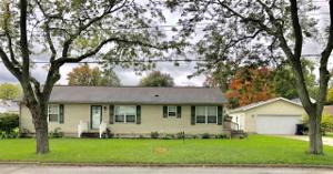 925 N DEWITT