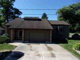 158 Bay Shore Dr