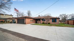 168 Bay Shore Dr.