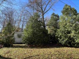272 Oakdale Dr