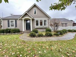 165 BAY SHORE DR