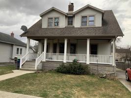 1611 Green Ave