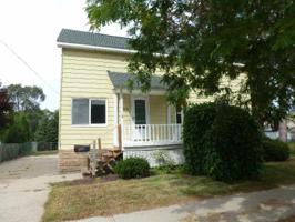 406 Dean St S
