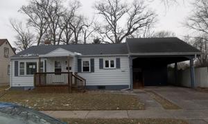 1221 N Williams St