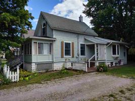306 Nebobish Ave