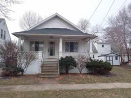 1725 Green Ave.