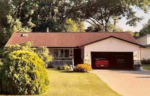 3317 E Beaver