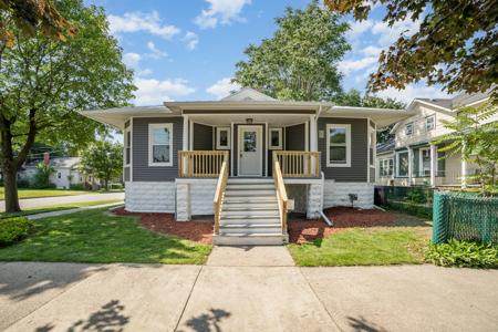 301 N Linn