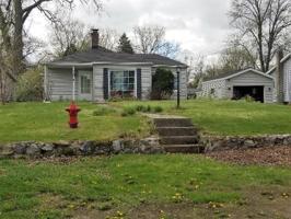 782 Bay Rd
