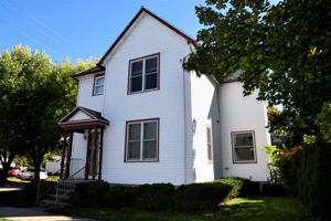 1022 N Birney