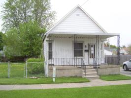 707 N Catherine