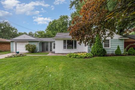 4527 Gilkey
