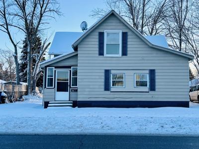 3118 N Water
