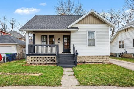 1009 N Hampton