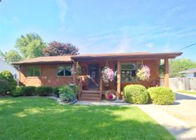 909 Bangor St
