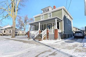 213 S Catherine