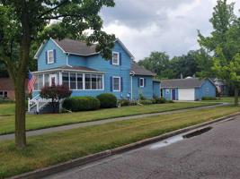 901 Pine