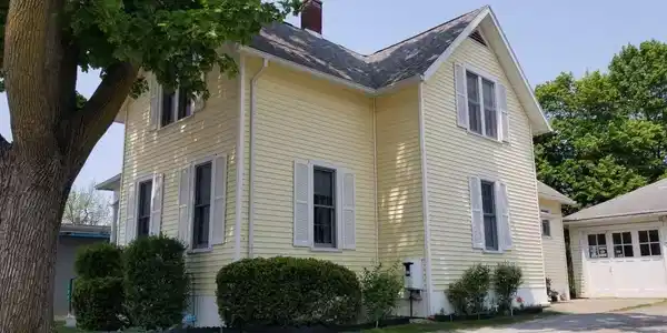 125 E Main