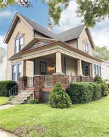 400 N Linn
