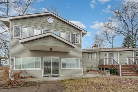 2414 N Peterson