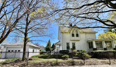 706 W Indiana