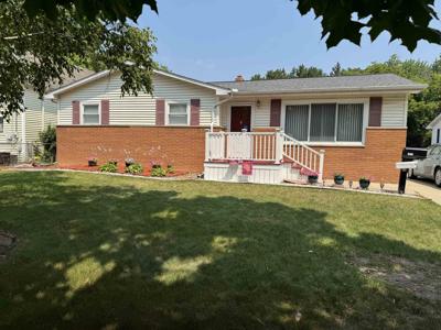1913 N Brentwood