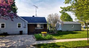 1302 Elm St