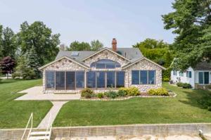 186 N Linwood Beach Rd.