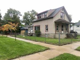 306 W Hart
