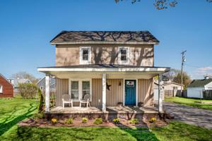605 Pine St.