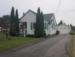 908 Pine