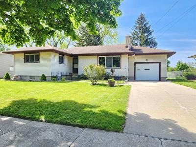 316 E Gary
