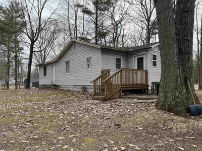 5330 E 11th