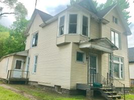 107 W Thomas