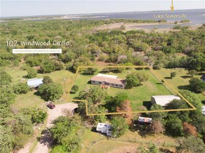 102 Windwood Circle