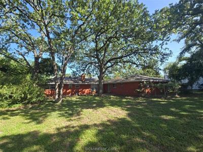 406 Fairway Drive