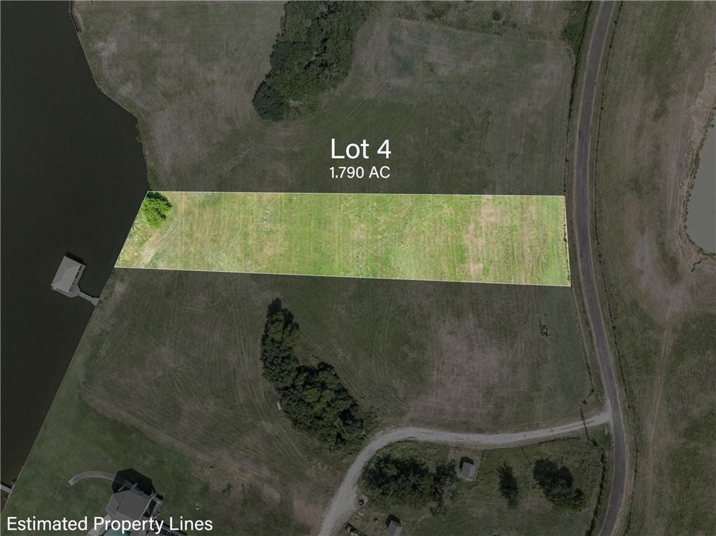 Image 4: Aerial map of property and surrounding area