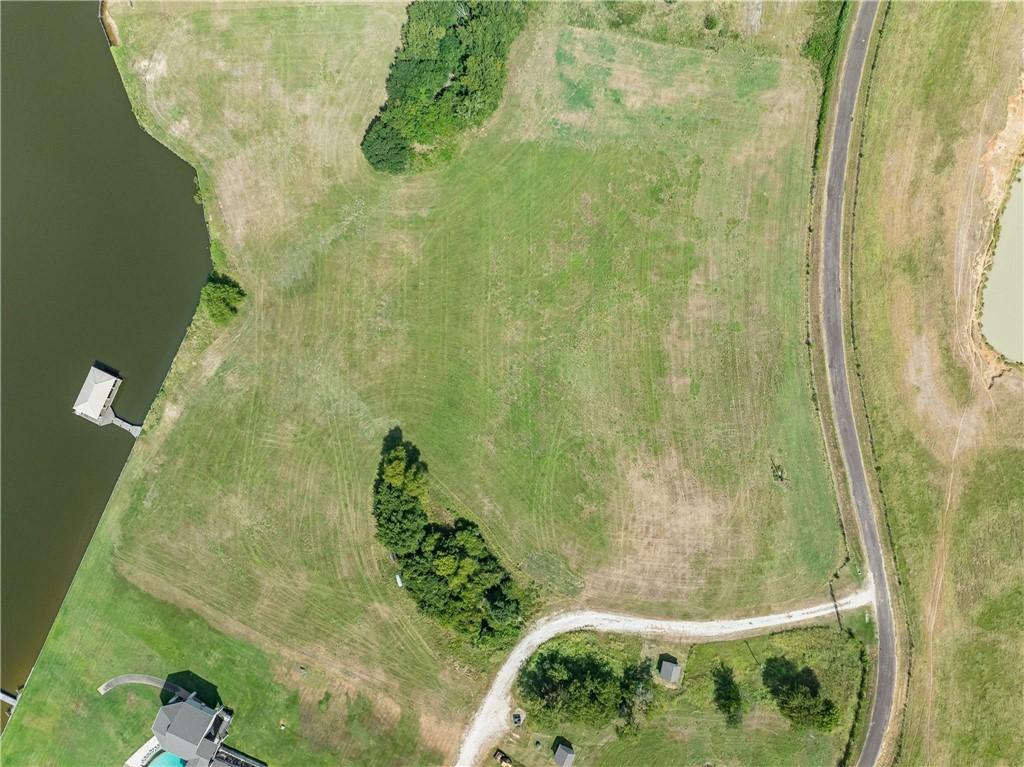 Image 4: Aerial view of property's location