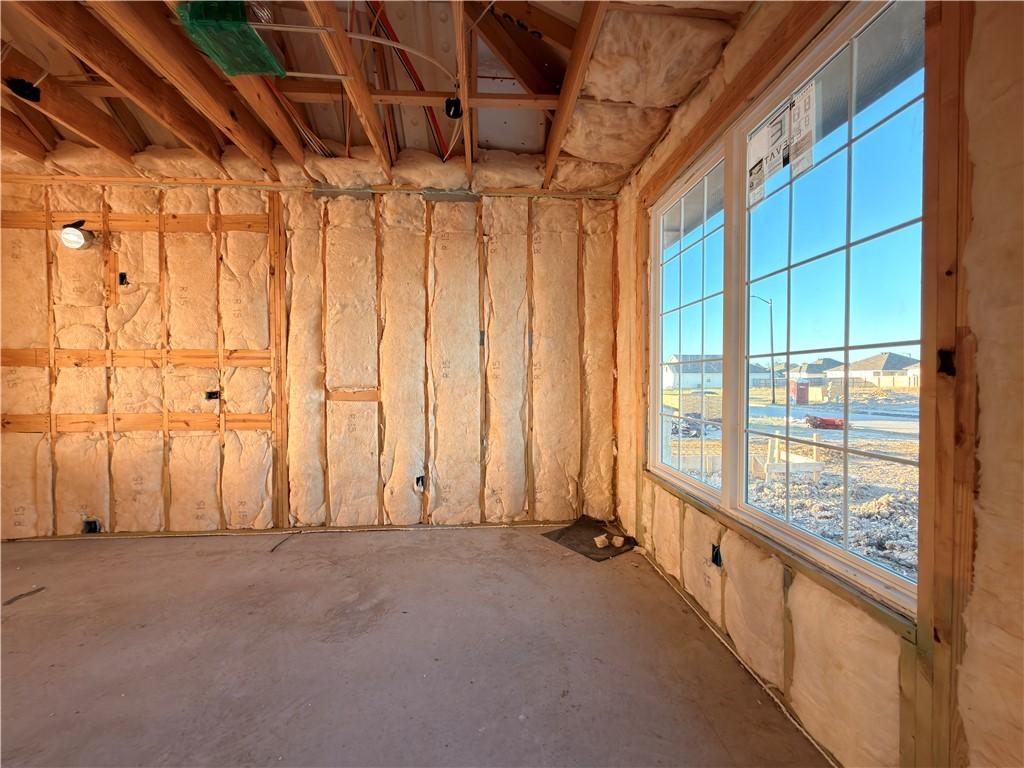 Image 3: Miscellaneous room with concrete floors