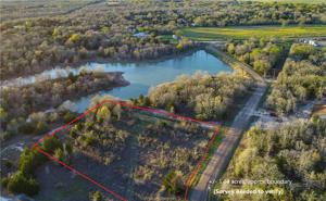 +/-1.4 acres, Lakeview North