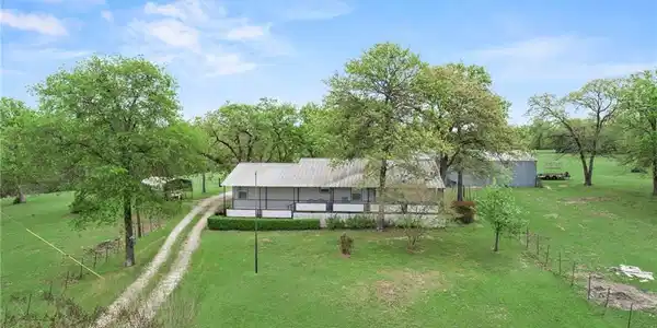 3073 FM 3371