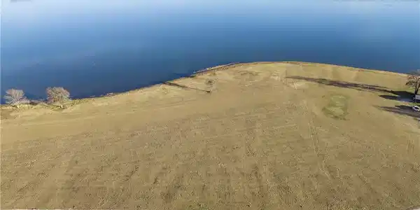 Lot 10 PR 5832