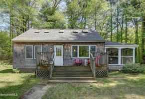 32 North Rd