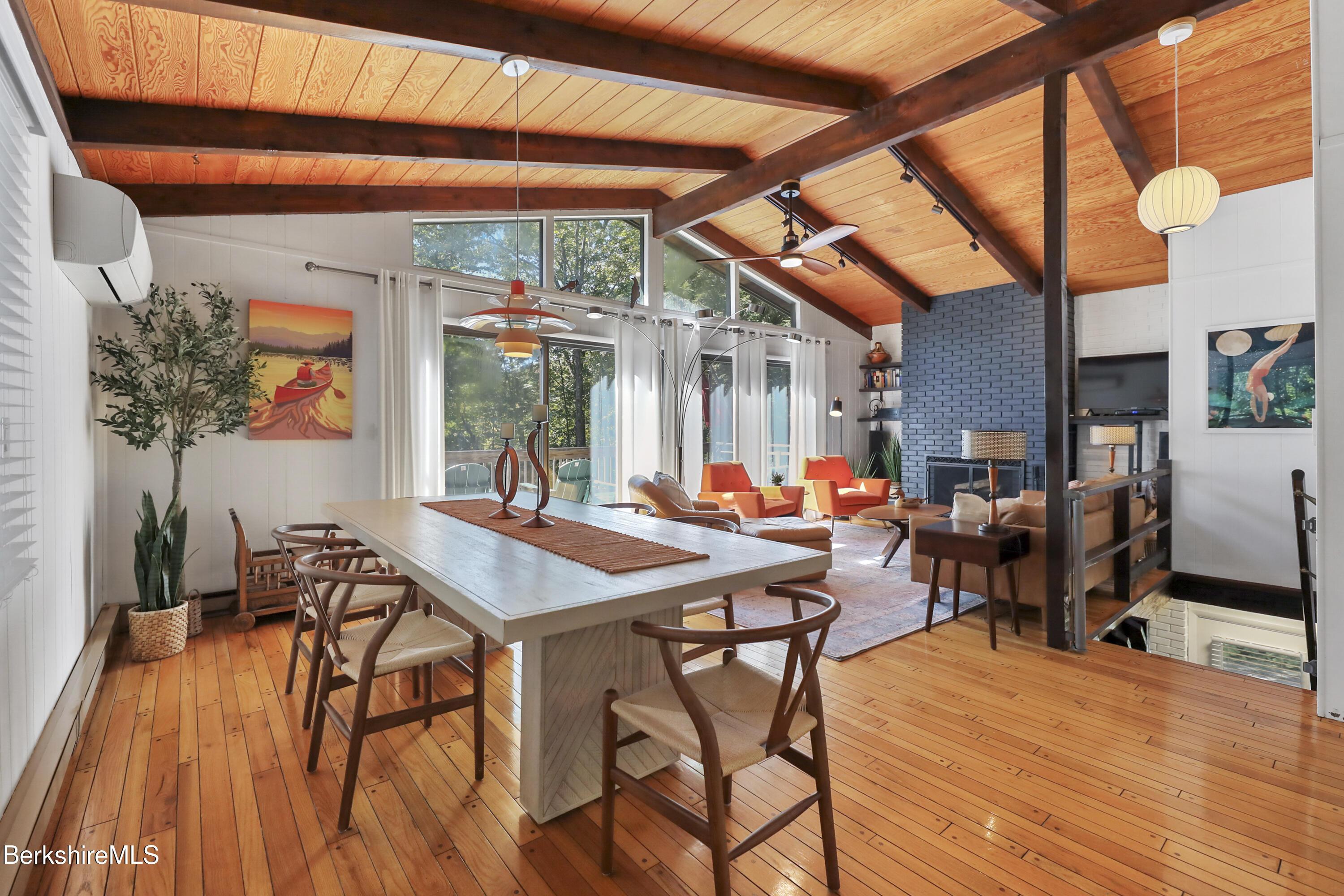 Image 1: 35 Dining Room