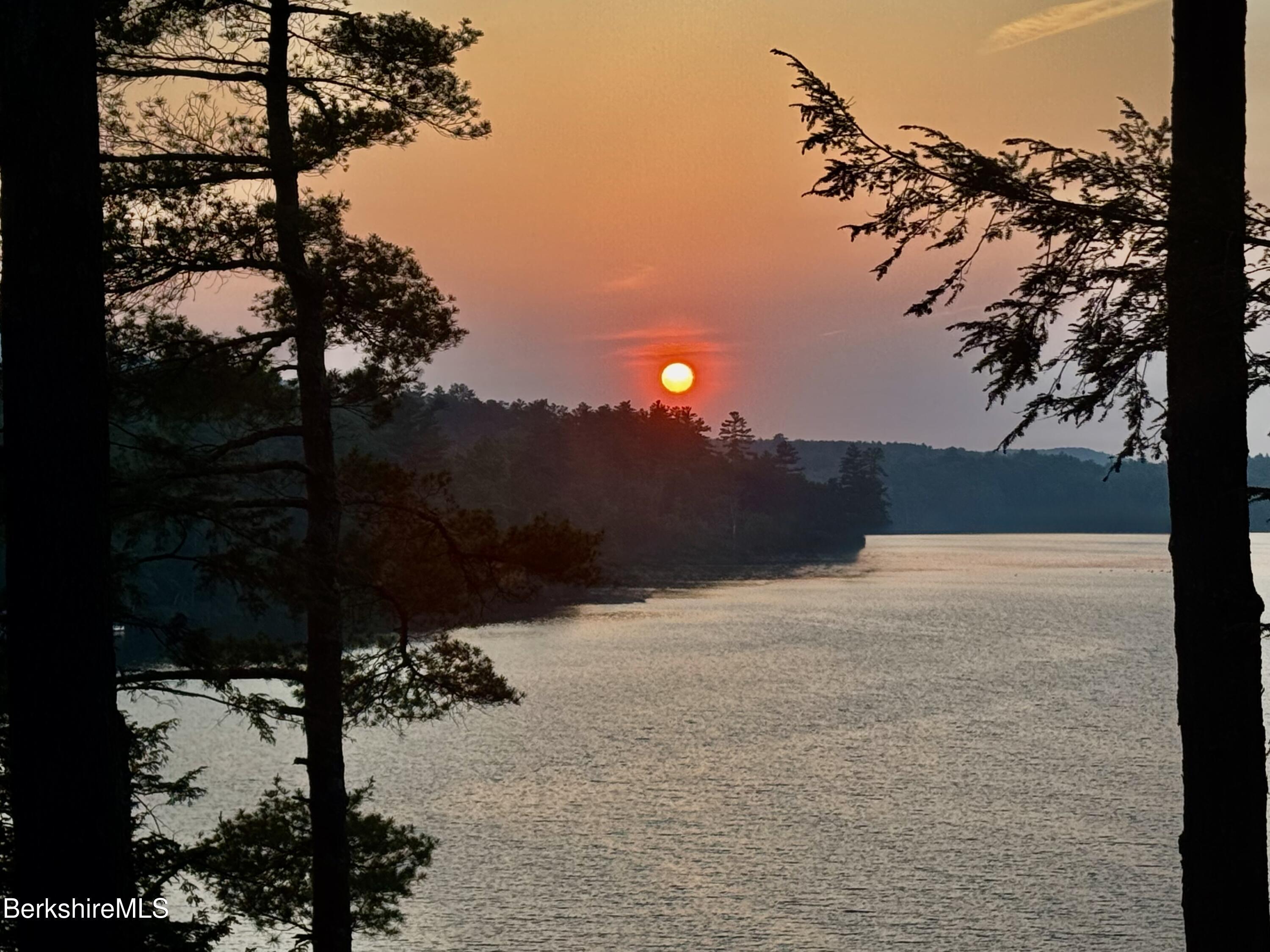 Image 2: 123 Block Sunset