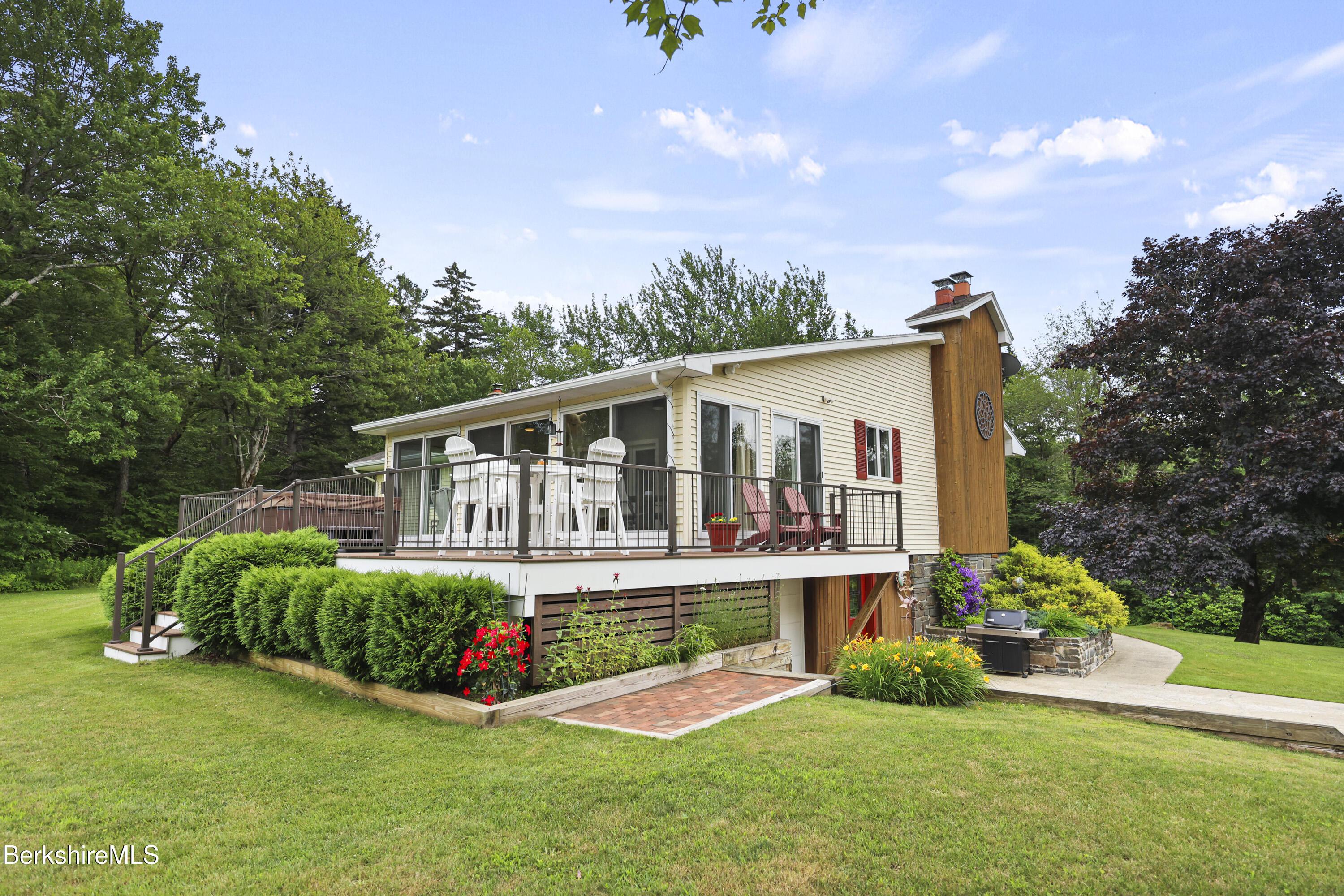 Image 3: 355 Exterior Back