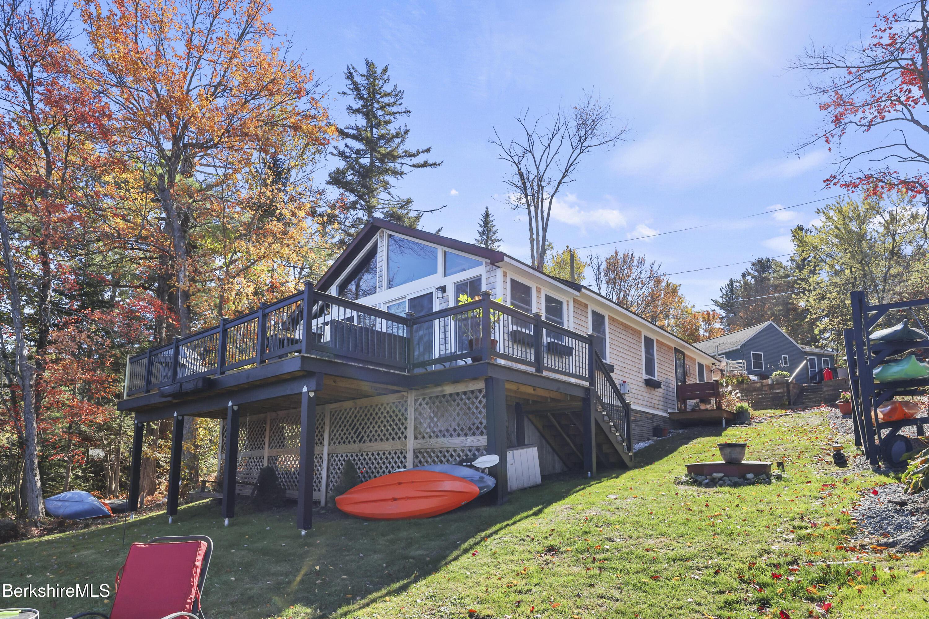 Image 2: 30 Cove Lane Main 135 Exterior Back