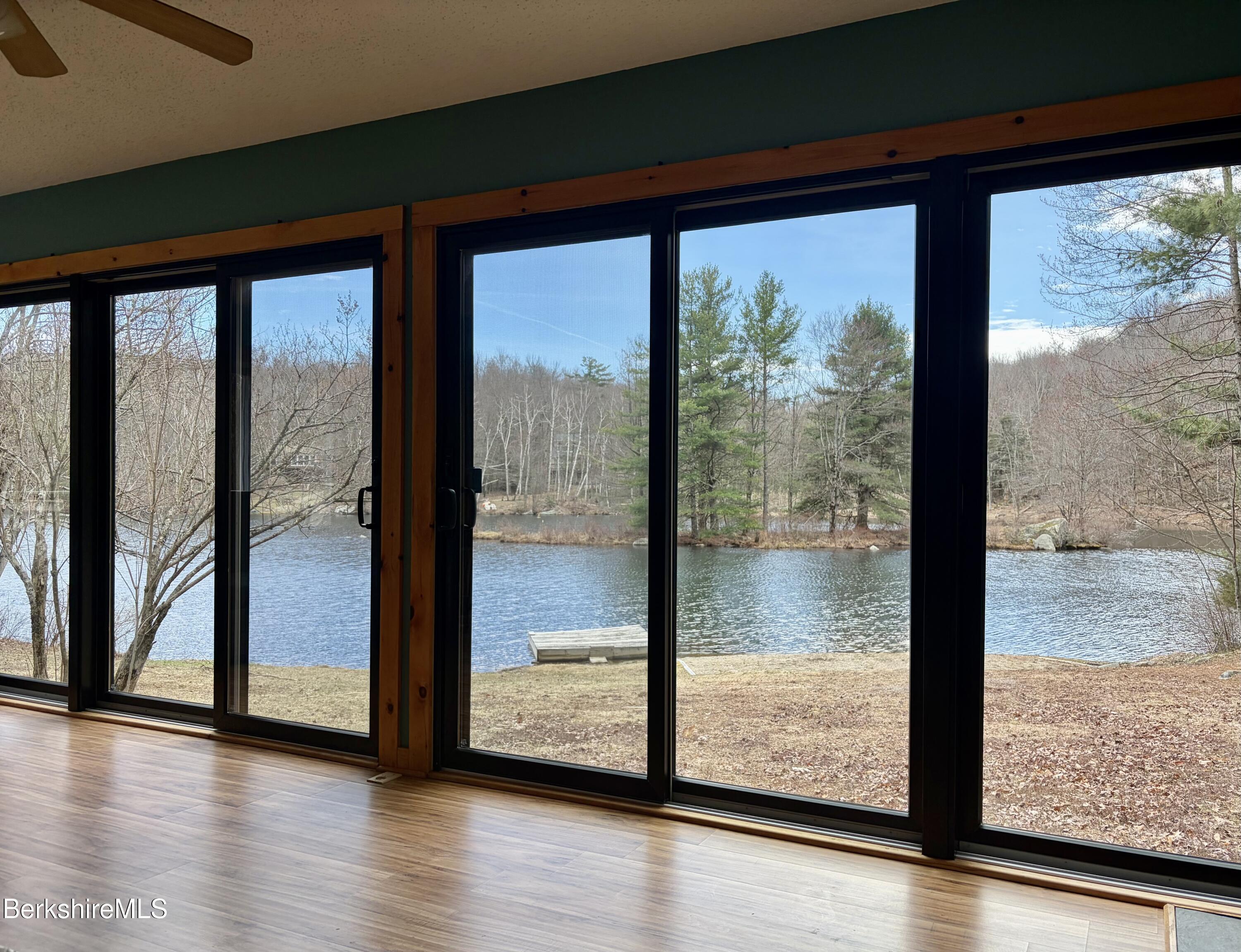 Image 3: Your Private Escape on the Water