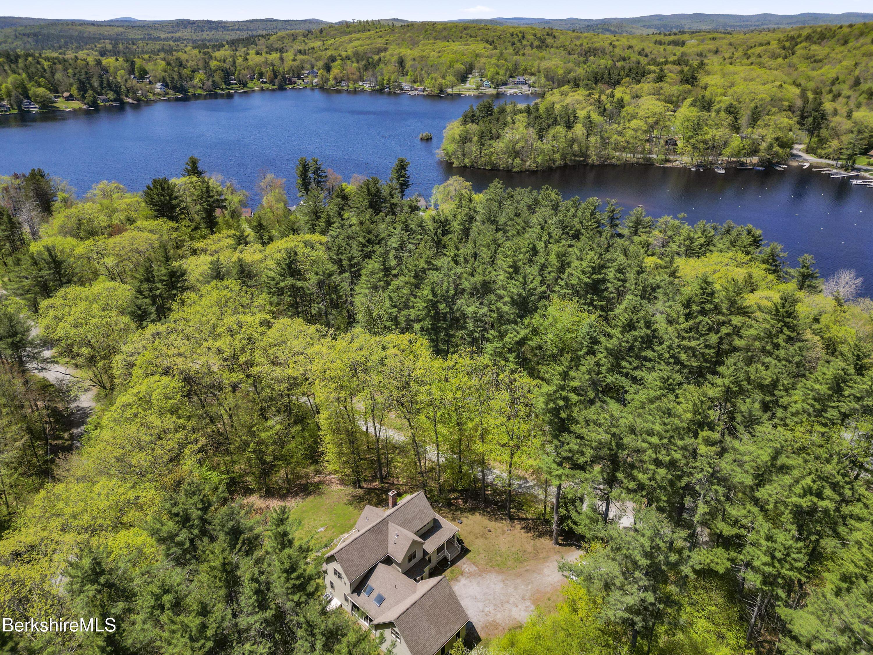 Image 1: 1-House-Lake View
