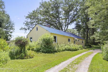 11 Squanto Rd